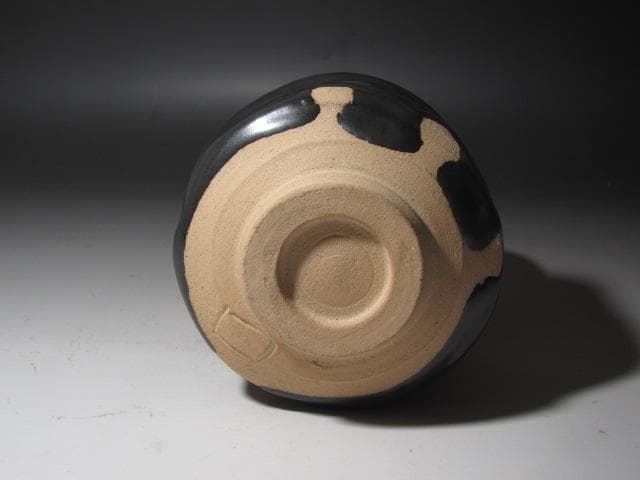 ☆ 北大路魯山人 瀬戸黒茶碗☆y474