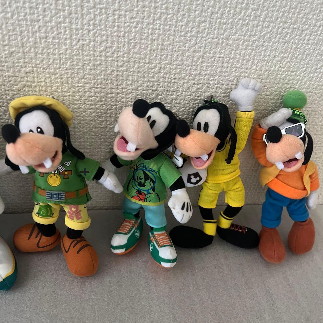 グーフィーぬいぐるみバッジ マックスぬいぐるみバッジ2体 まとめ売り