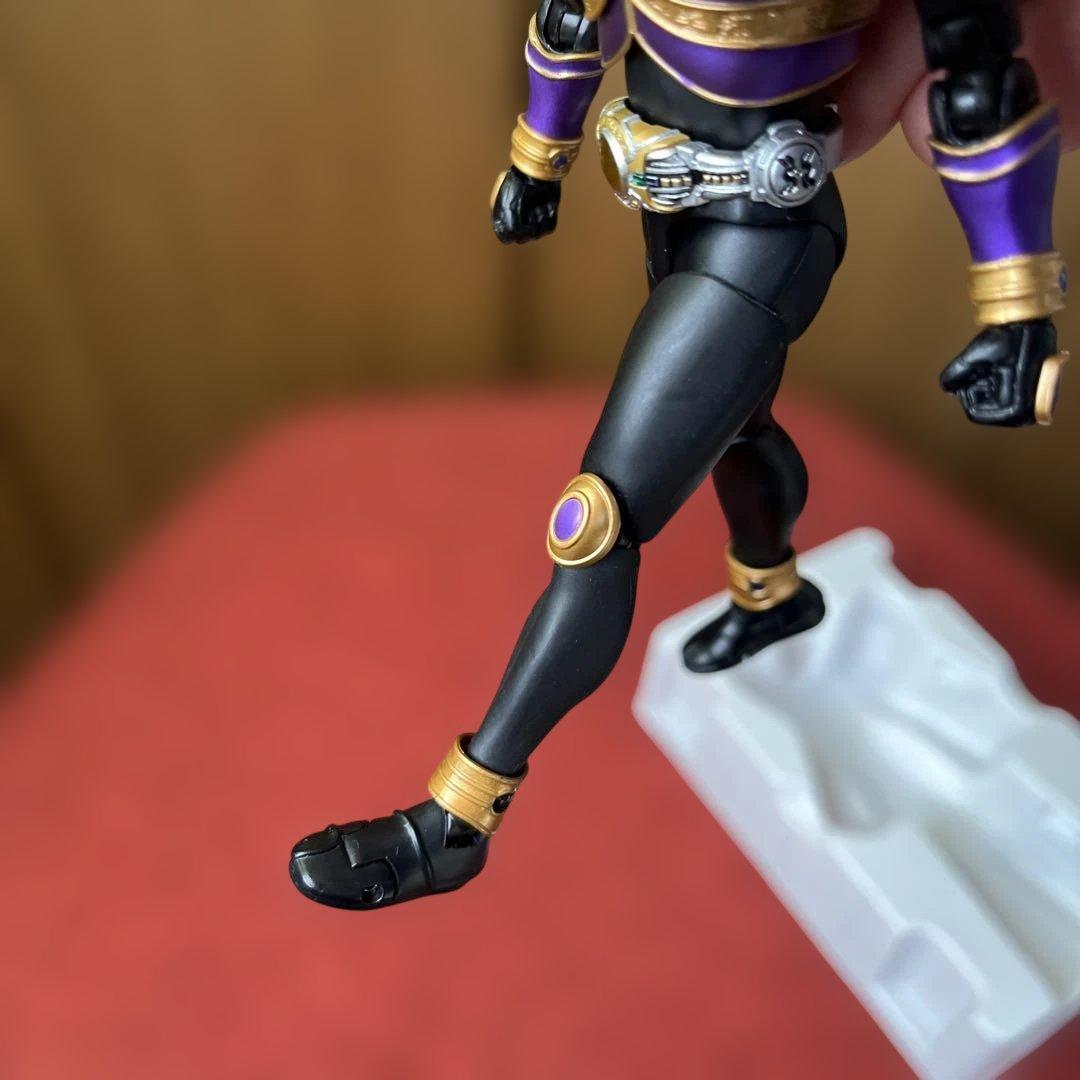 s*5様 S.H.Figuarts(真骨彫製法) 仮面ライダークウガ ライジング