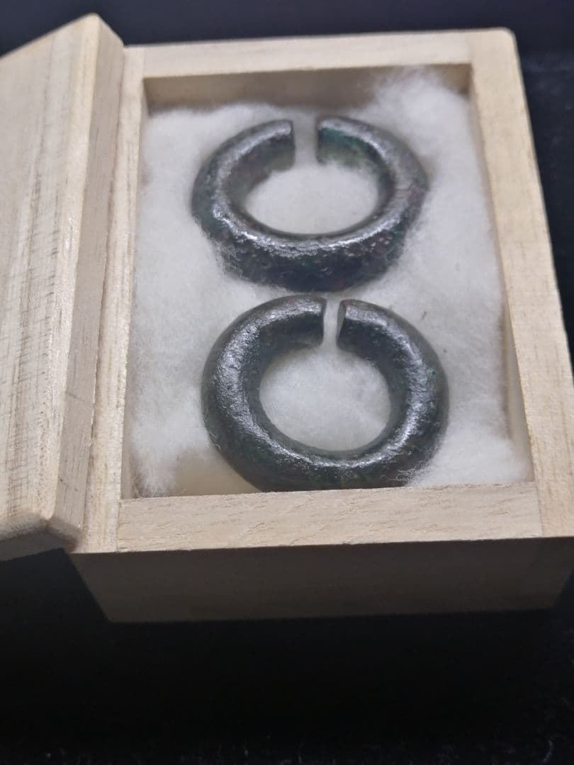 ☆【古墳期】『高麗青銅耳環』 二対。本物 古墳よりの発掘品です。