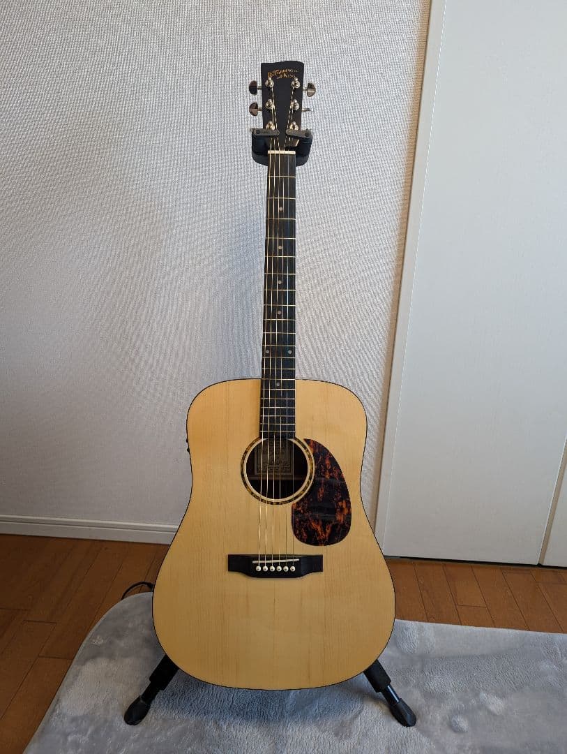 トップ単板美品☆アンプ不要！リバーブやコーラスがかかる