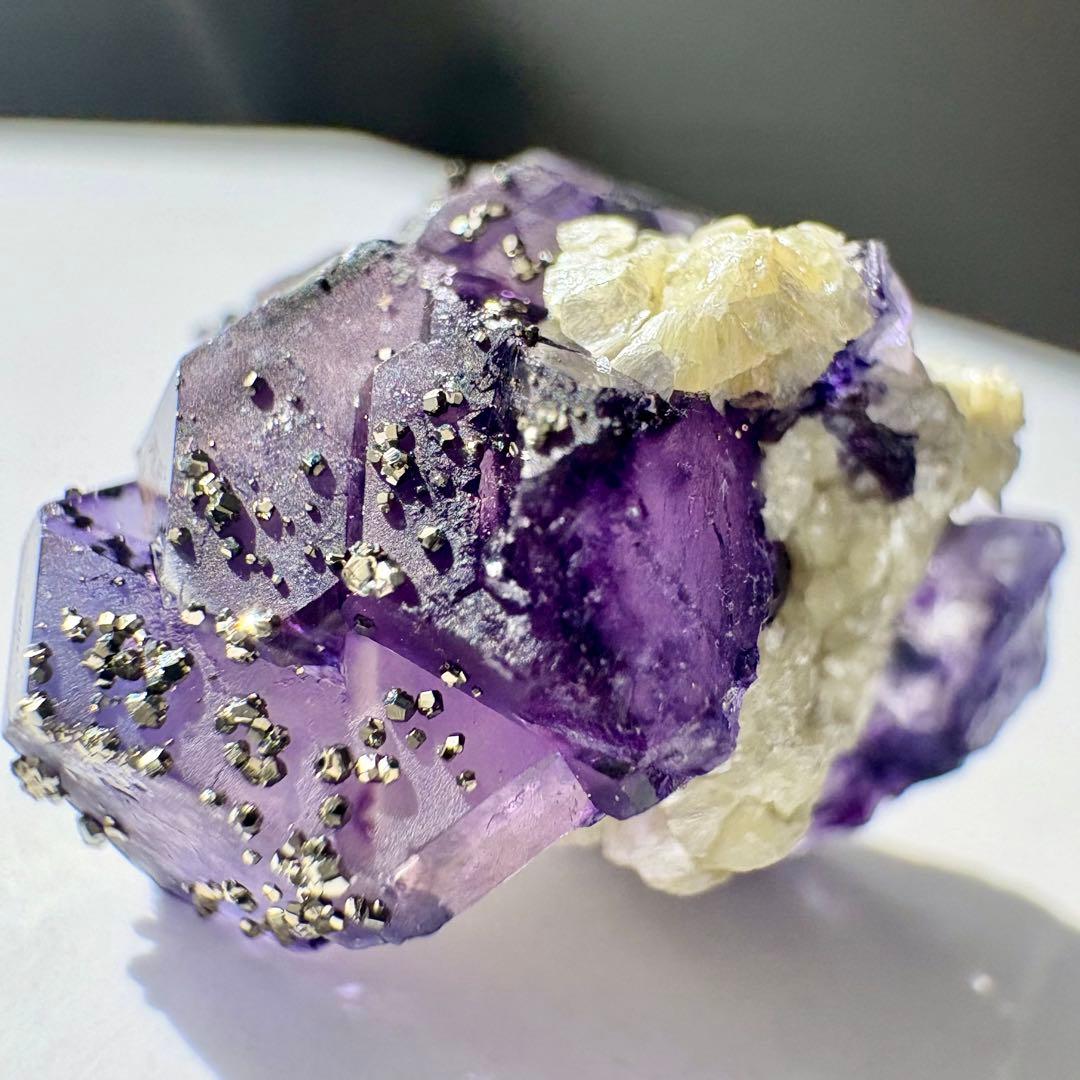 中国 内モンゴル産 フローライト・水晶 – 天然石ハッピーギフト 561