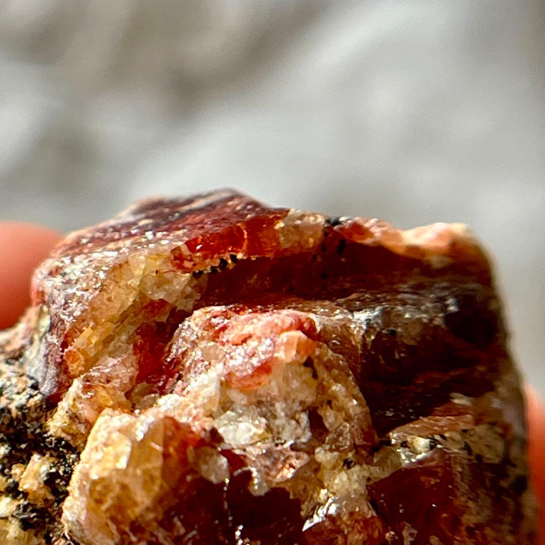 希少 巨大 レッドジルコン 166.55ct 宝石 原石 ジルコン 鉱物 天然石