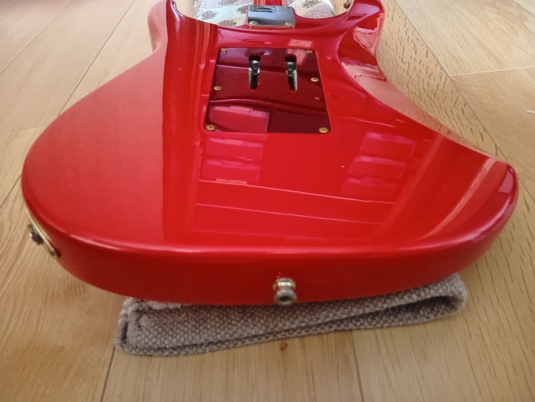 FernandesLA-85KK L'Arc~en~Ciel KENモデル