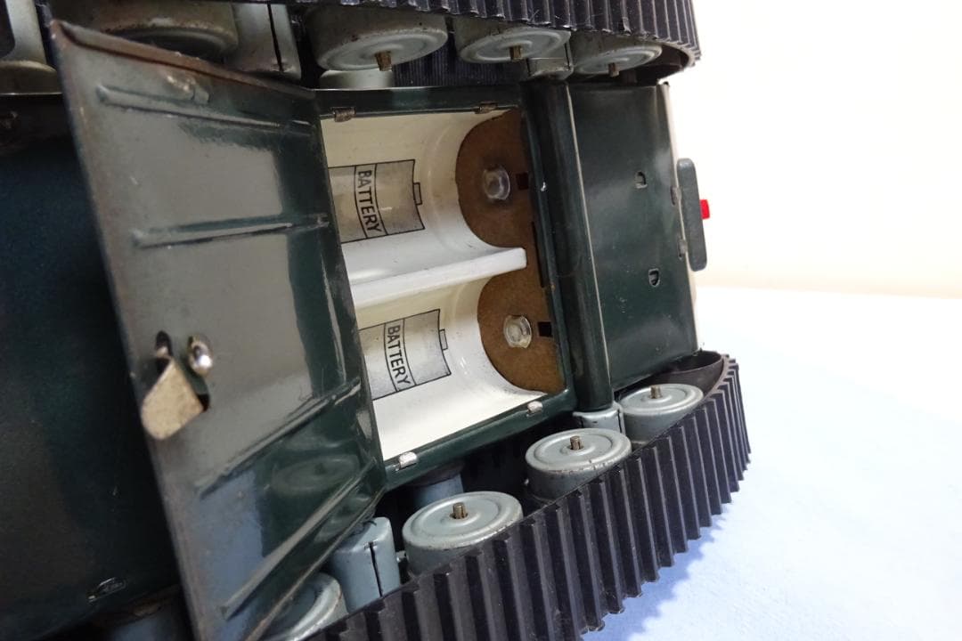 動画あり！！☆米澤玩具（ヨネザワ） スピンターンM4シャーマンタンク☆