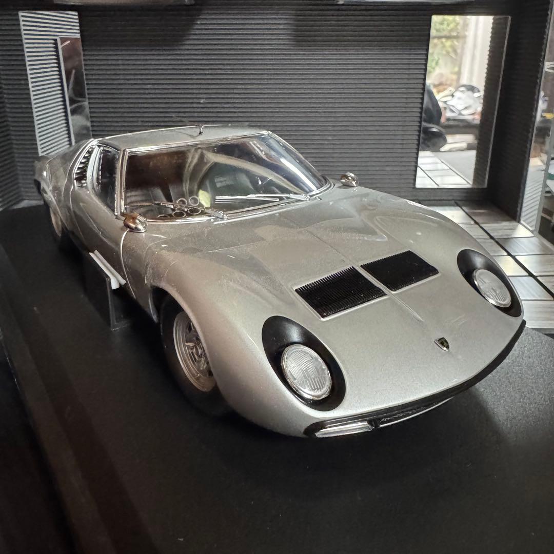 絶版未展示品 京商 1/18 ランボルギーニ ミウラ P400 SV シルバー