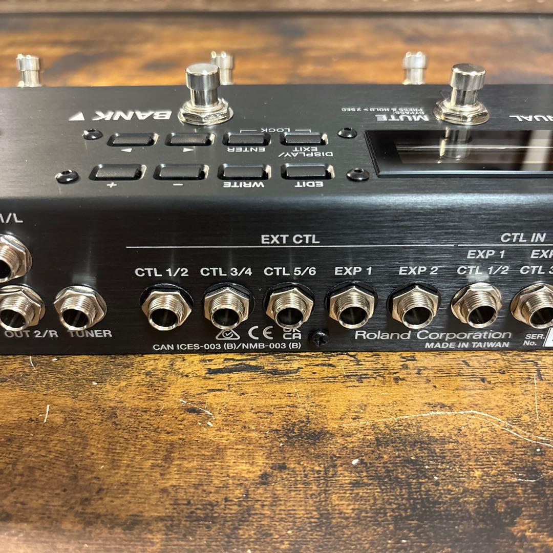 BOSS ES-8 スイッチャー