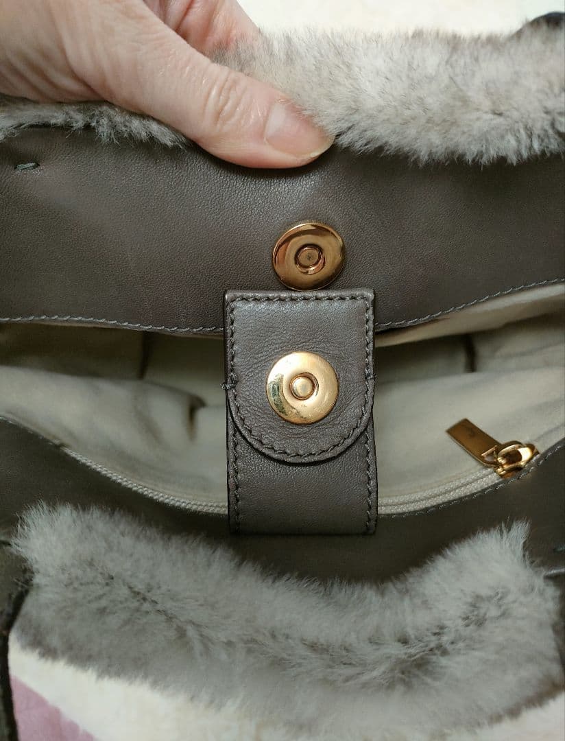 Salvatore Ferragamo ラビットファー×スウェード ハンドバッグ