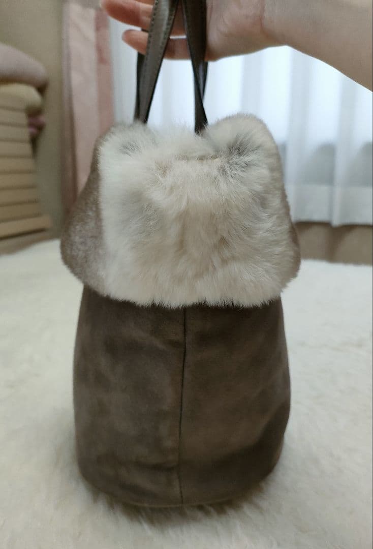 Salvatore Ferragamo ラビットファー×スウェード ハンドバッグ