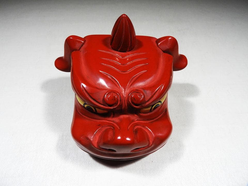 ●志路川作 国宝重要文化財 日光社寺古材 本朱漆塗 獅子頭 小箱 灰皿 正月最適