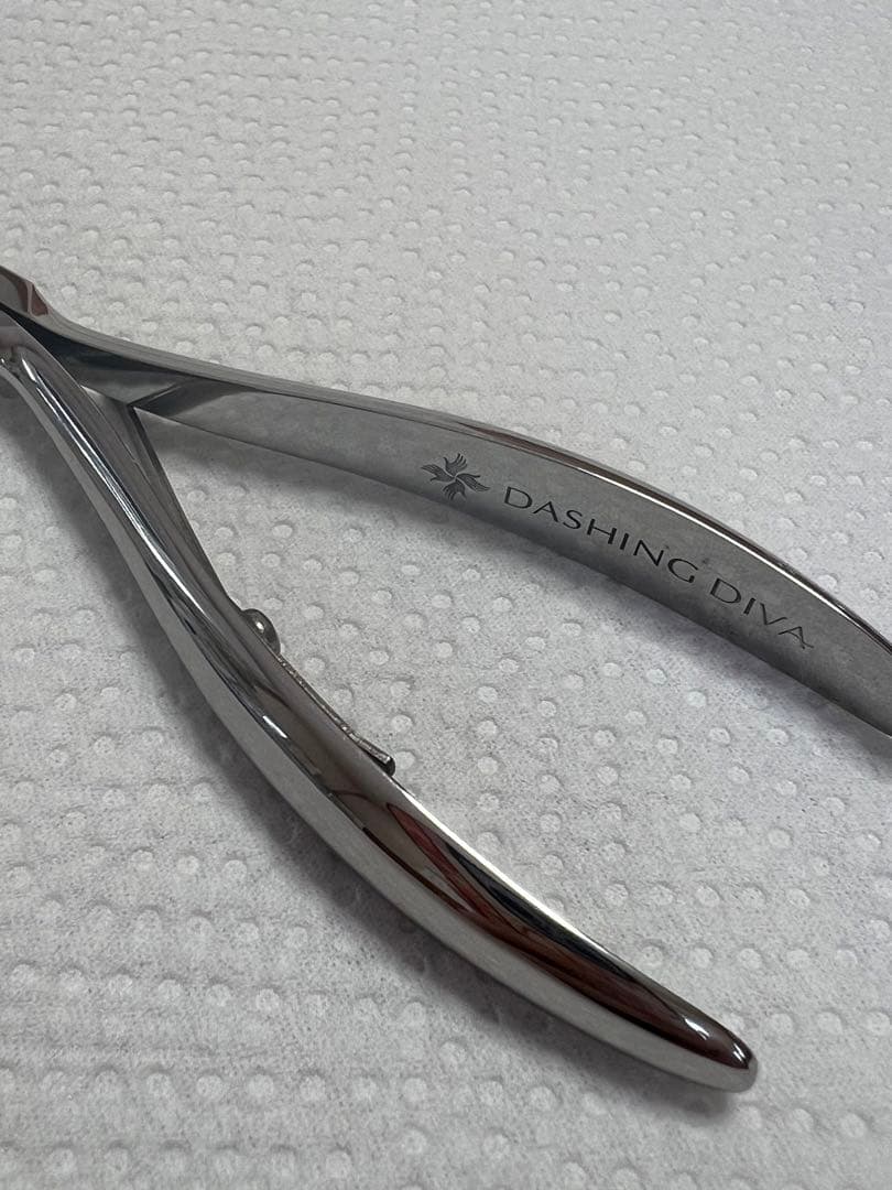 【ちたちき】光キューティクルニッパー(DASHING DIVA)刃研ぎ済み