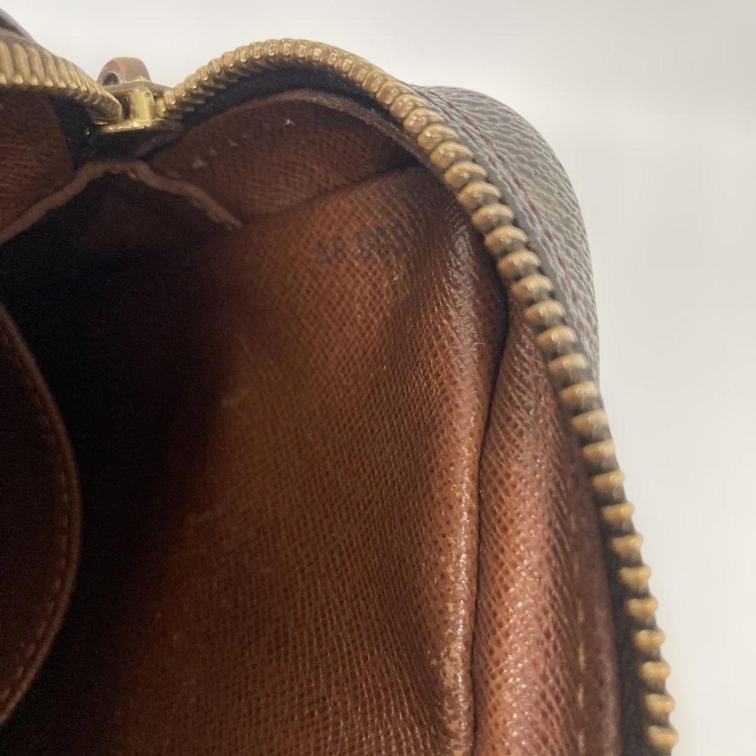 LOUIS VUITTON ルイヴィトン モノグラム アマゾン ショルダー　正規