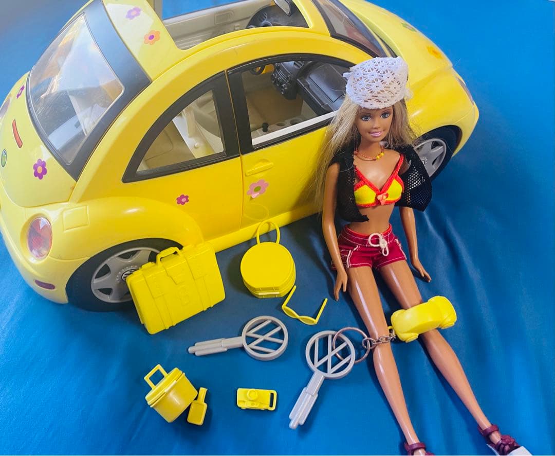 Barbie 7体 & 車 (セット売りのみ可)