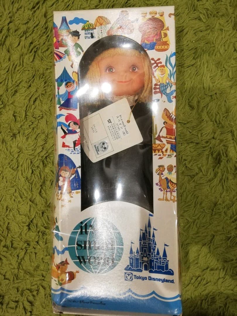 ディズニー　レトロ　イッツアスモールワールド　コレクションドール　人形6体セット