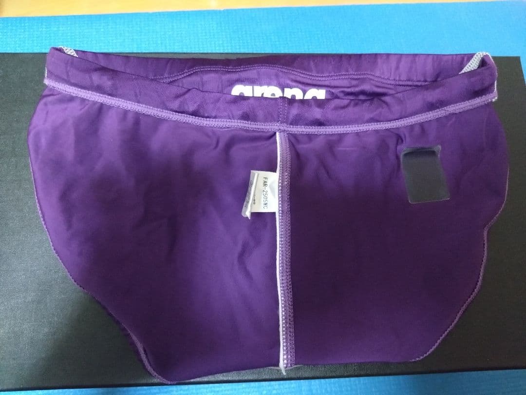 ホワイトティー様限定同上購入 競パン SPEED&aren a PYTHON 紫