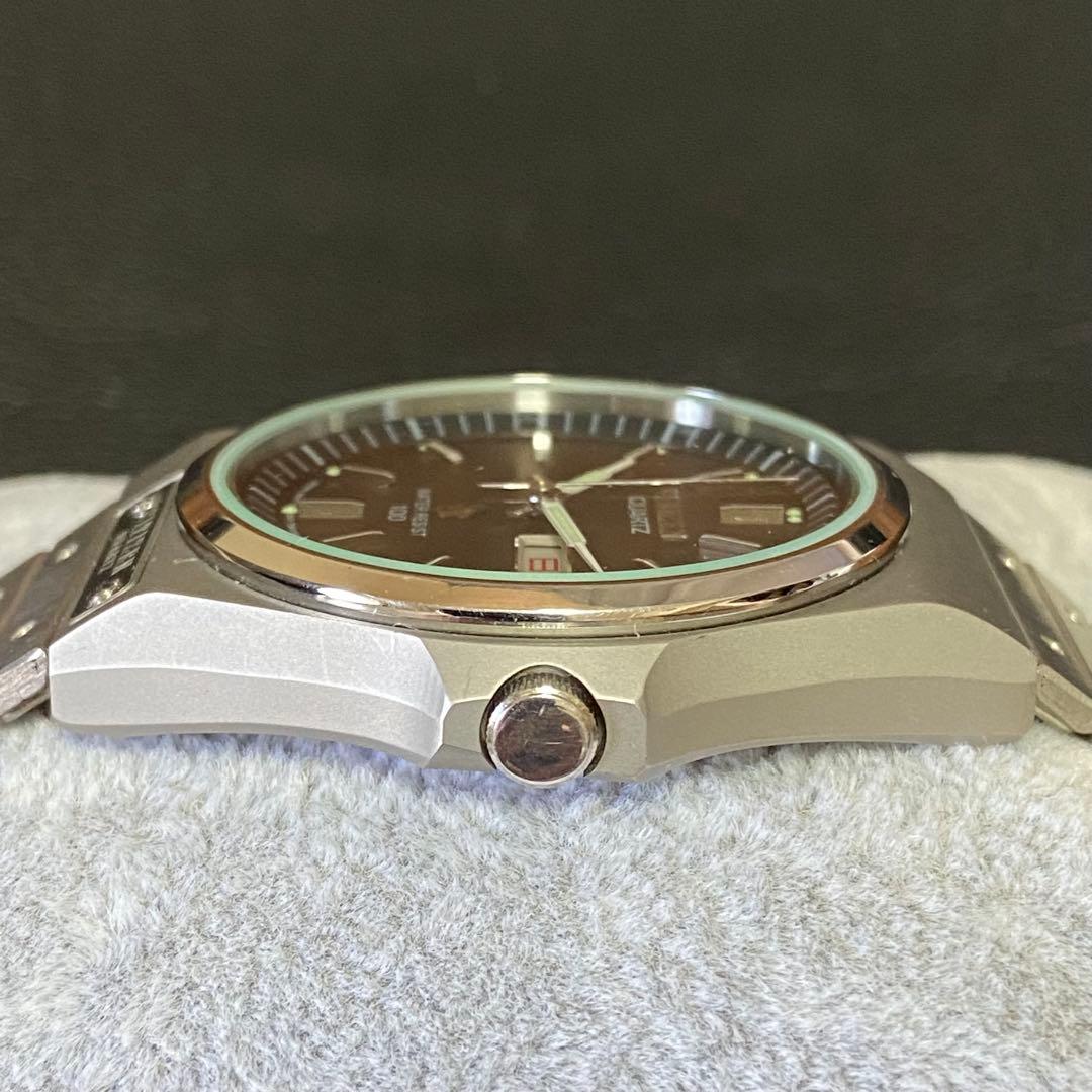 シチズン オールドクォーツ ブラックダイアル ガラス傷無し ロゴプレート 極美品