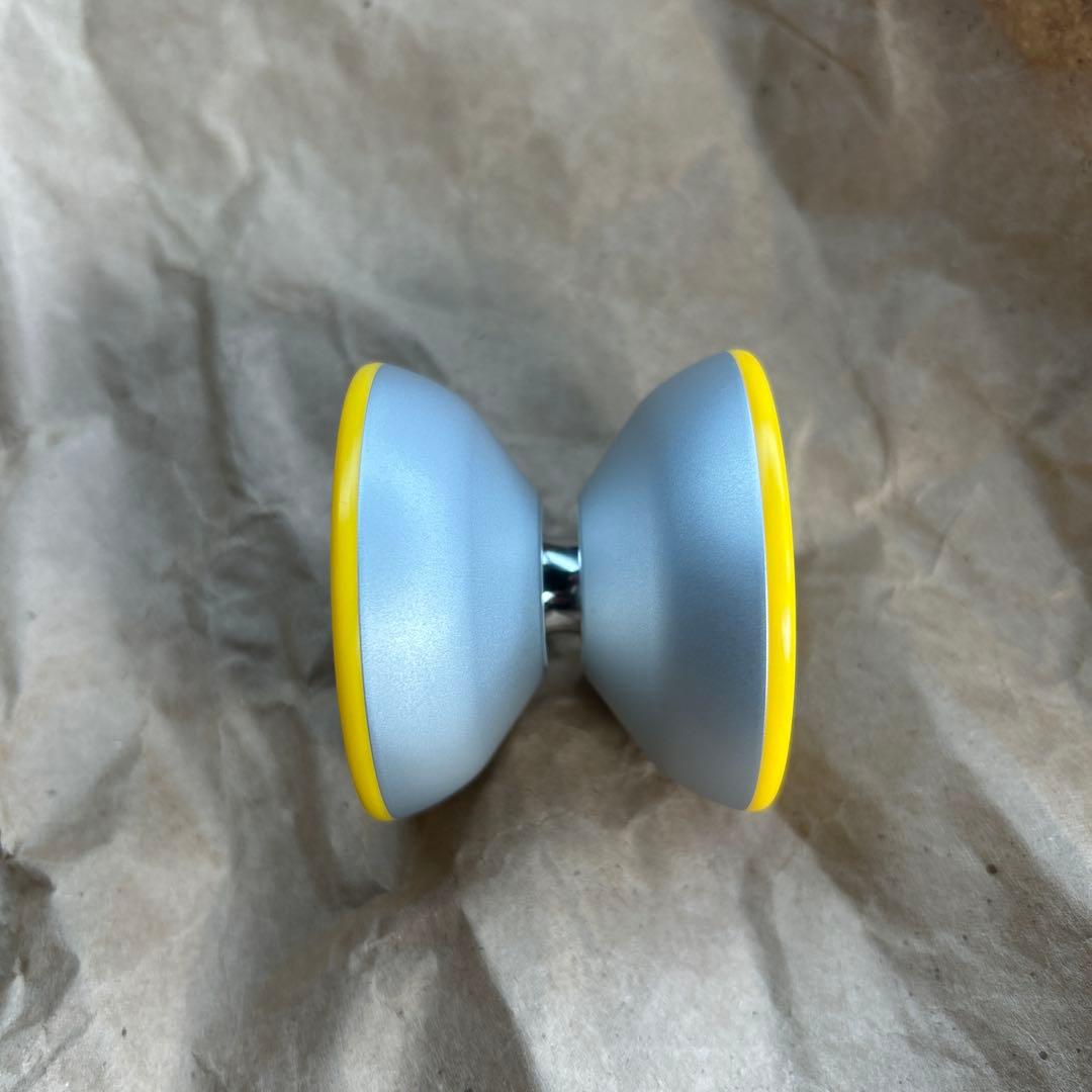 スポーツトイ・アクショントイ sybil disyoyo