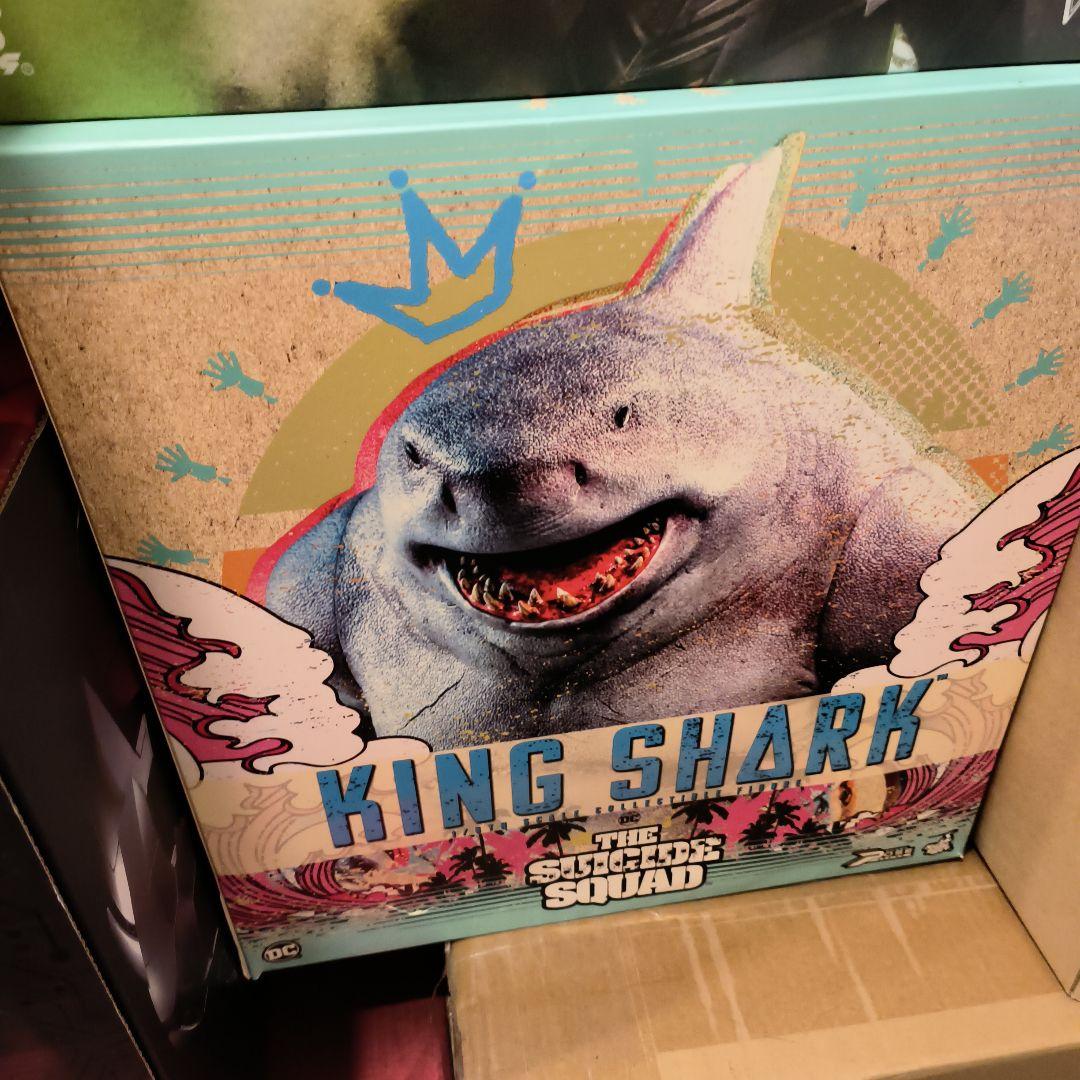 ホットトイズ　キングシャーク　スーサイドスクワッド　極悪党集結