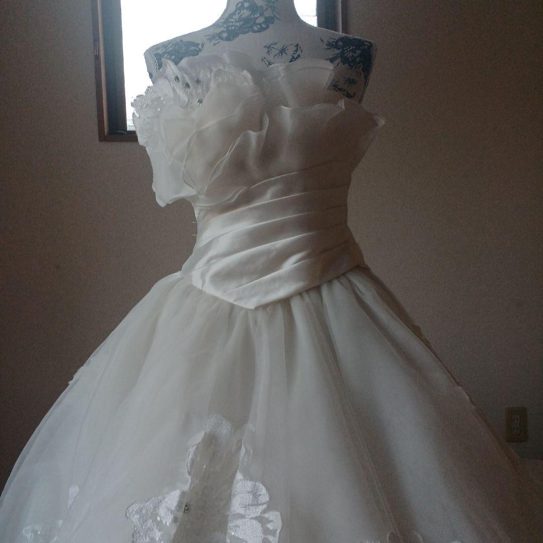 ホワイトウェディングドレス