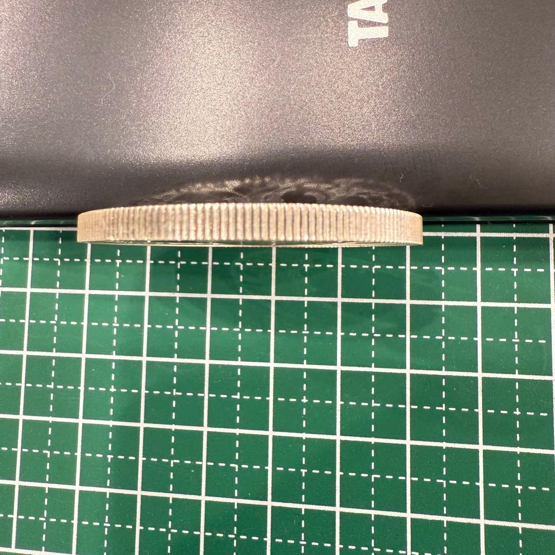 ト*ボ様 アンティーク 銀貨 クック諸島 エリザベス2世 生誕60周年 コイン