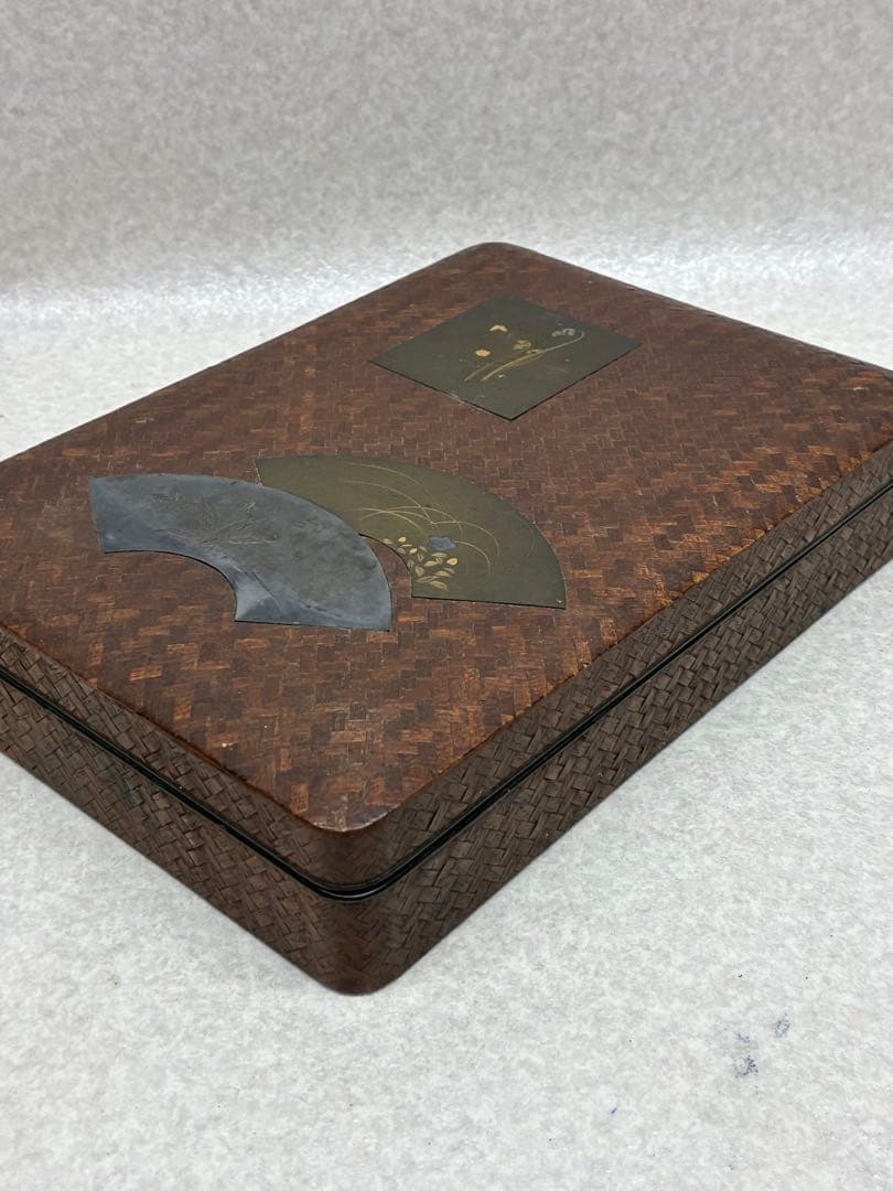 時代物 書道具 硯箱 作家物 扇面 彫金 象嵌 花文網代編 小物入 明治大正時代