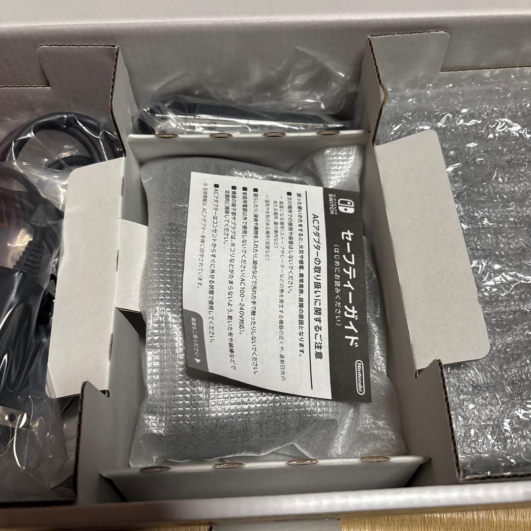 k*4様 Nintendo Switch ネオンブルー/ネオンレッド 本体　訳あ