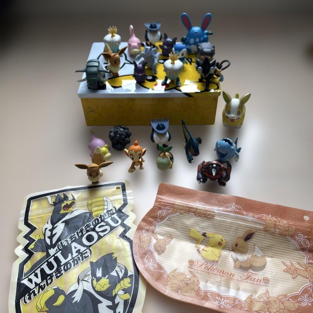 ポケモン好き必見！ 非売品ポケモンセンターボックス &フィギュア多数&図鑑セット