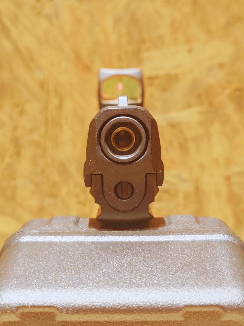 東京マルイ　電動ハンドガン　HK45　ドットサイト他付属品多数