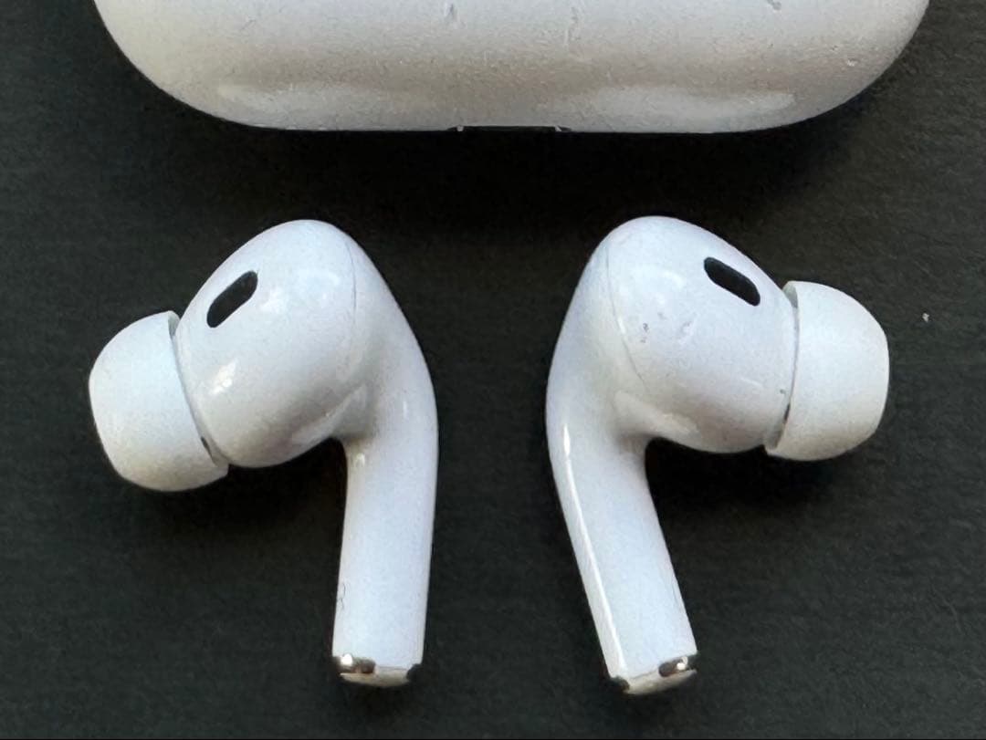 AirPods Pro 2nd Generation 本体 オマケ付き - メルカリ