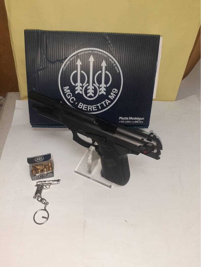 MGC 社BERETTA M9 プラスチックモデルガン