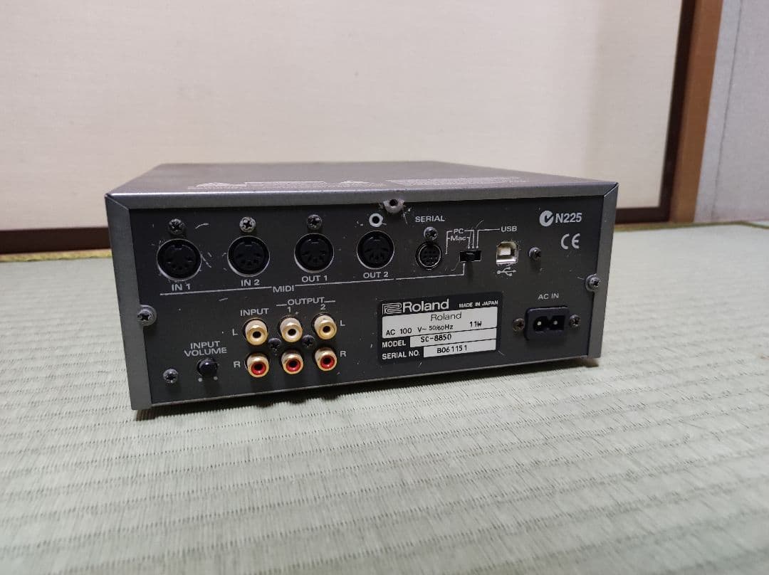 Roland SC-8850 サウンドモジュール 動作確認済 箱なし 外装傷あり