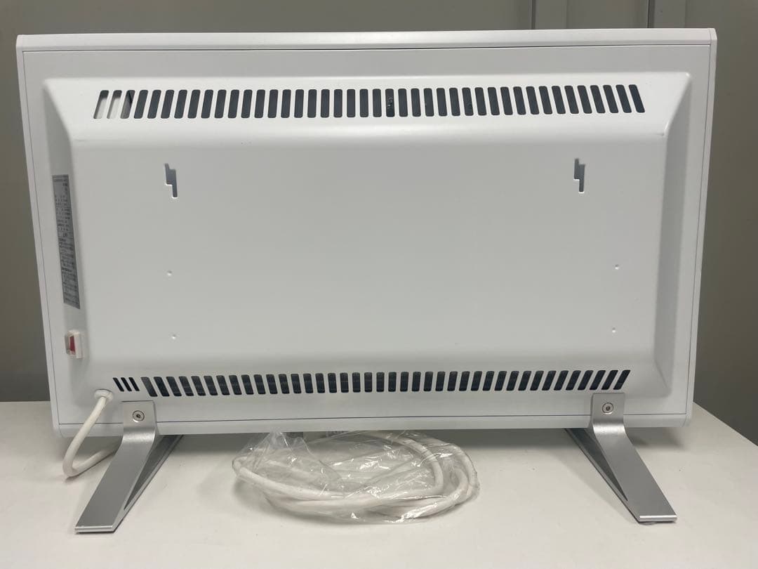 Electrolux Quickheat 700 パネルヒーター 2020年製 - メルカリ