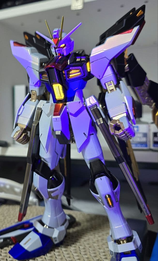 MG ストライクフリーダム 蛍光×キャンディ塗装 全塗装 一点物 展示実績