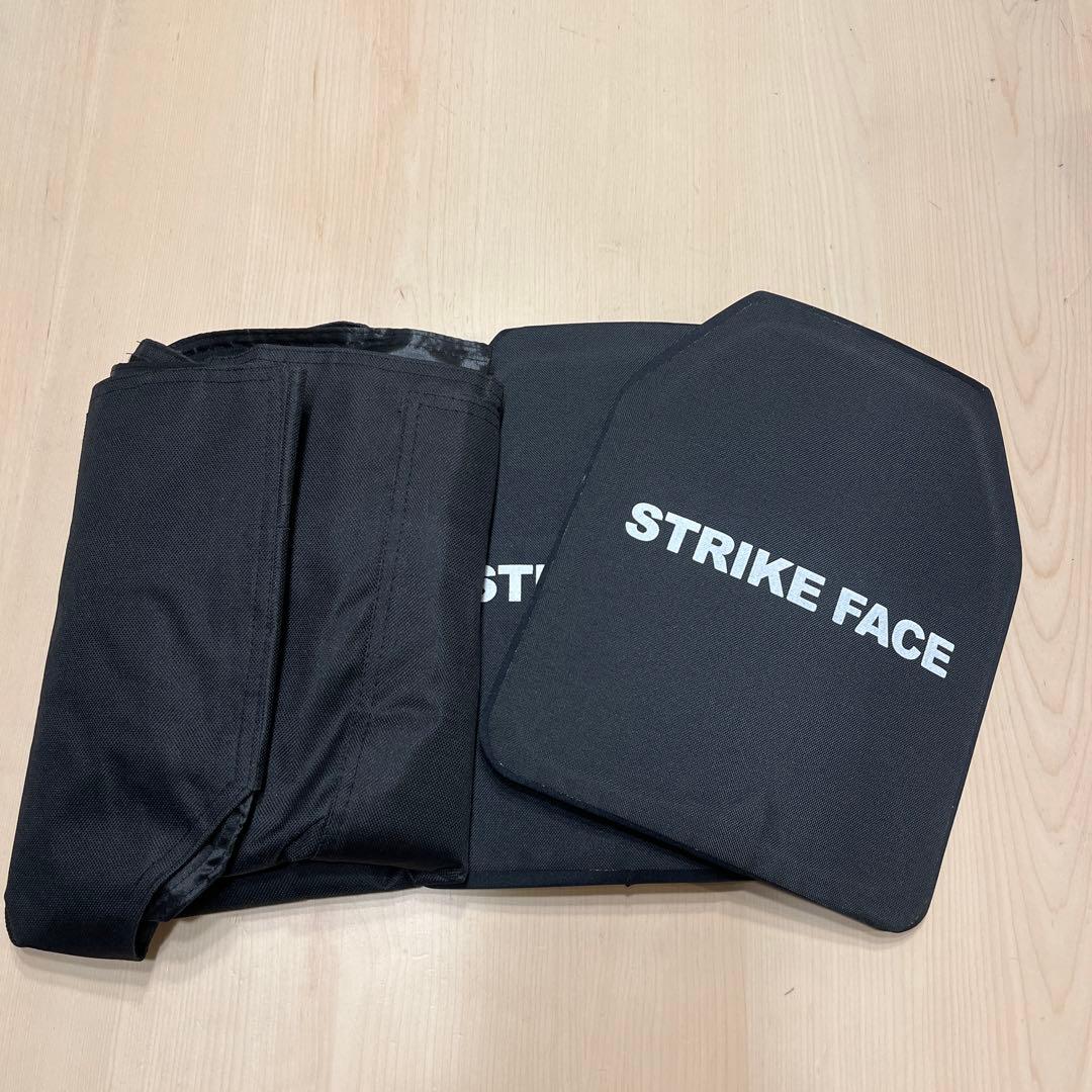 実物】防弾ベスト(黒)防弾プレート2枚付 防弾チョッキ