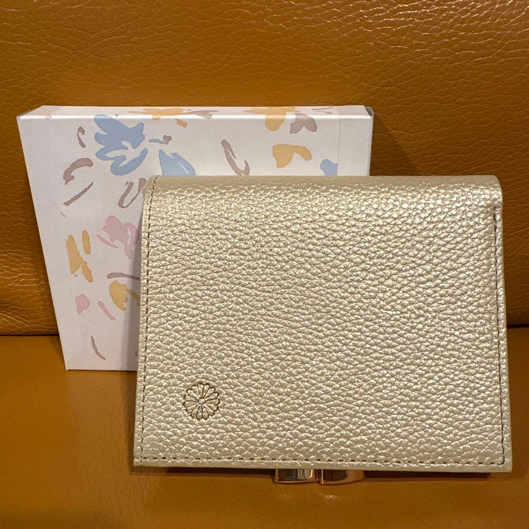 皇居財布 がま口 金 ☆週末限定価格です！ - メルカリ