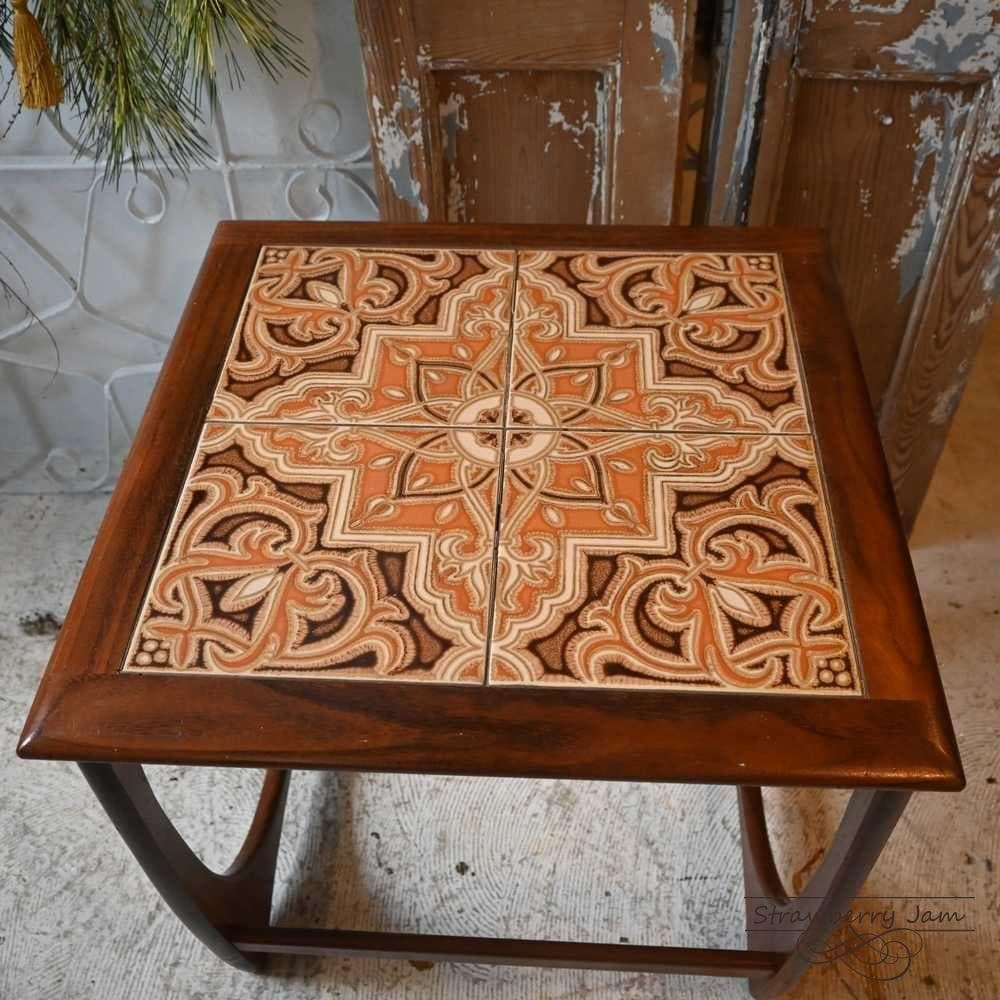 L3705-65 英国ヴィンテージ G-plan コーヒーテーブル タイル張り