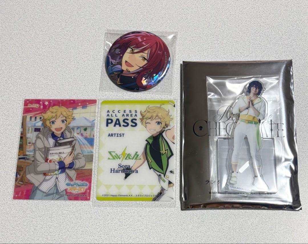 あんスタ Switch アクスタ 缶バッジ 春川宙 逆先夏目 青葉つむぎ