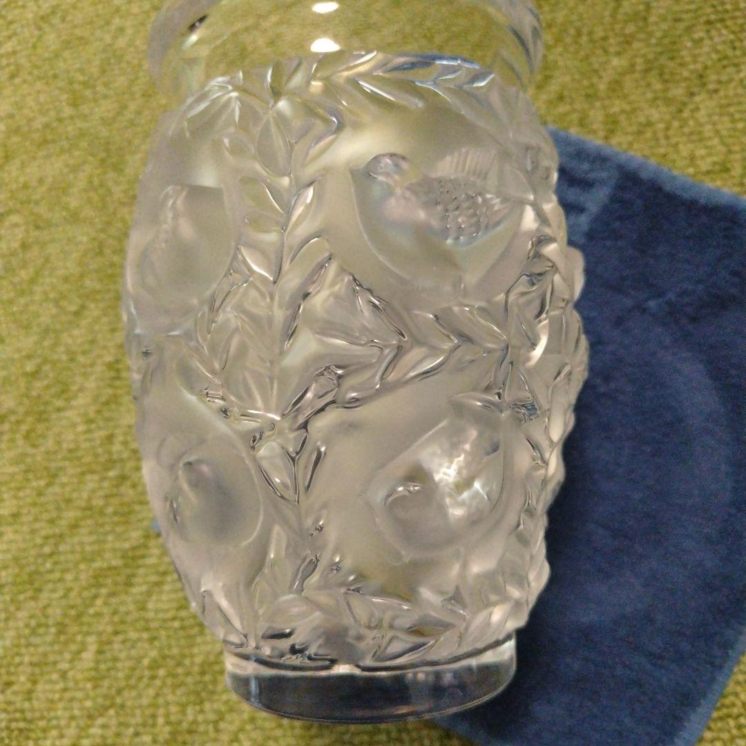 Lalique バガテル 葉と鳥の彫刻 花瓶 Lalique バガテル 葉と鳥の彫刻 花瓶