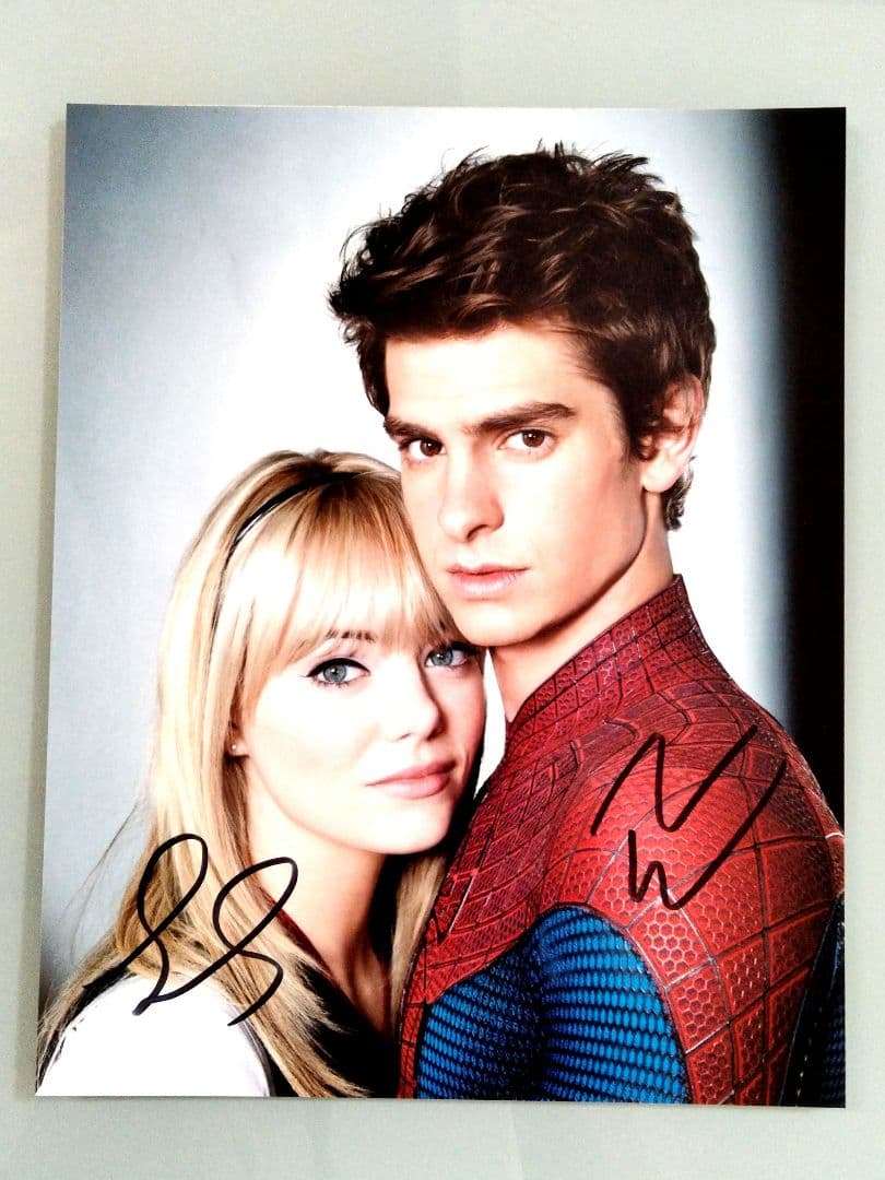 アンドリュー・ガーフィールドとエマ・ストーン直筆サイン入り超大型