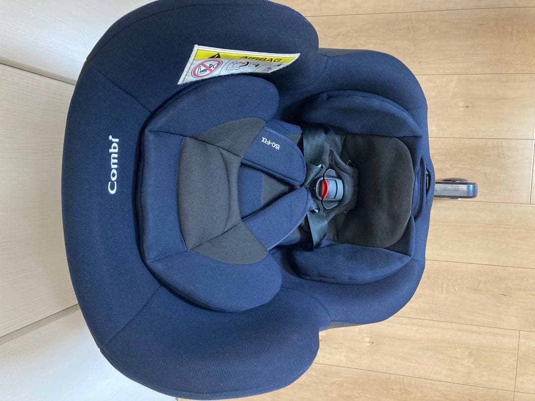 【美品】Combi コンビ ネセルターン リミテッド ISOFIX