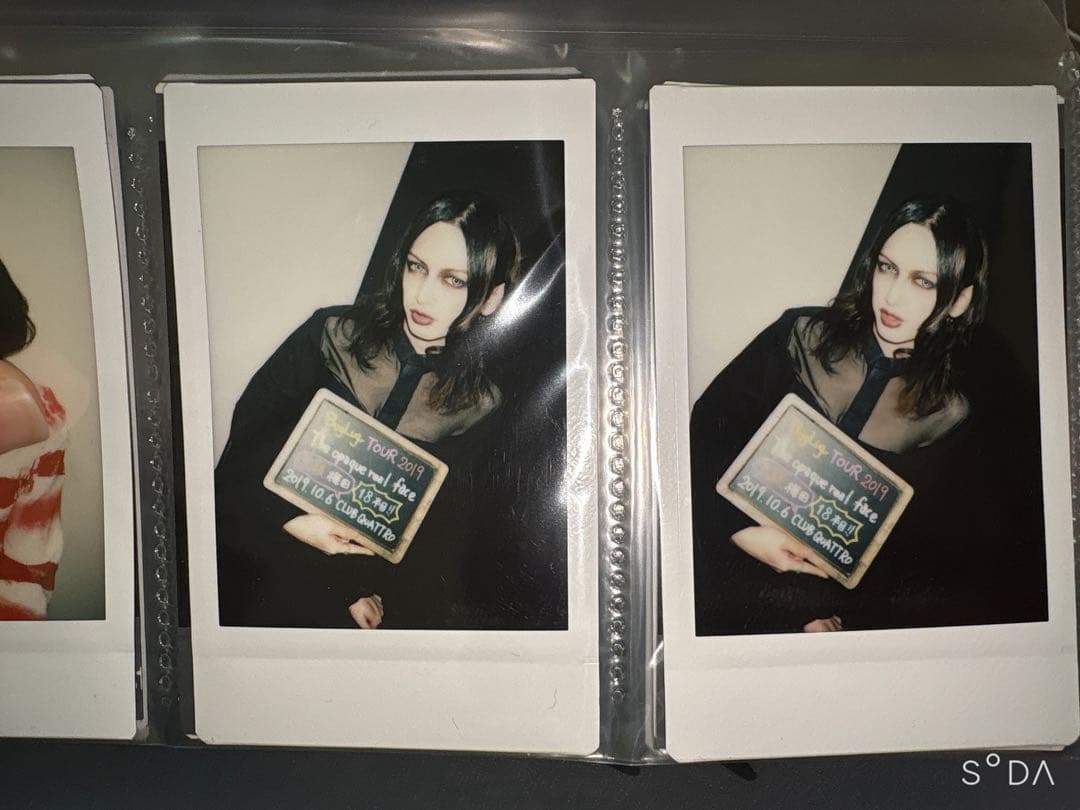 BugLug 一聖さん チェキ セット① - メルカリ