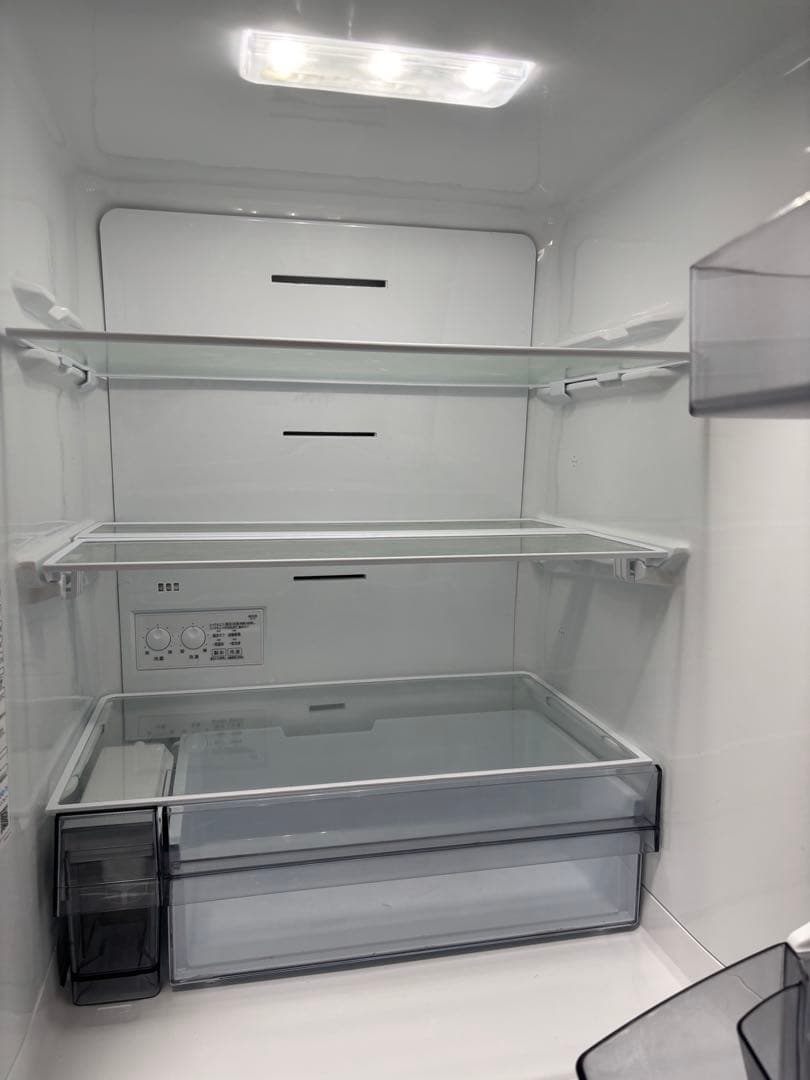 TOSHIBA ブラック　冷蔵庫