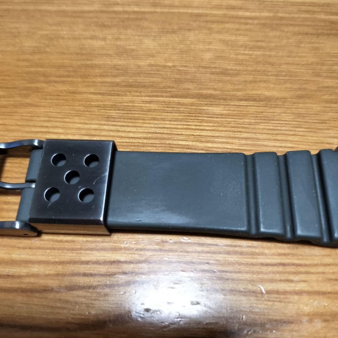 SEIKO PROSPEX SNJ031P1 カーキ ソーラー 200m