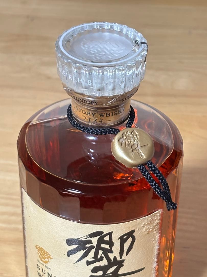 サントリー 響 17年 ウイスキー 700ml 裏ゴールドラベル 紐あり - メルカリ
