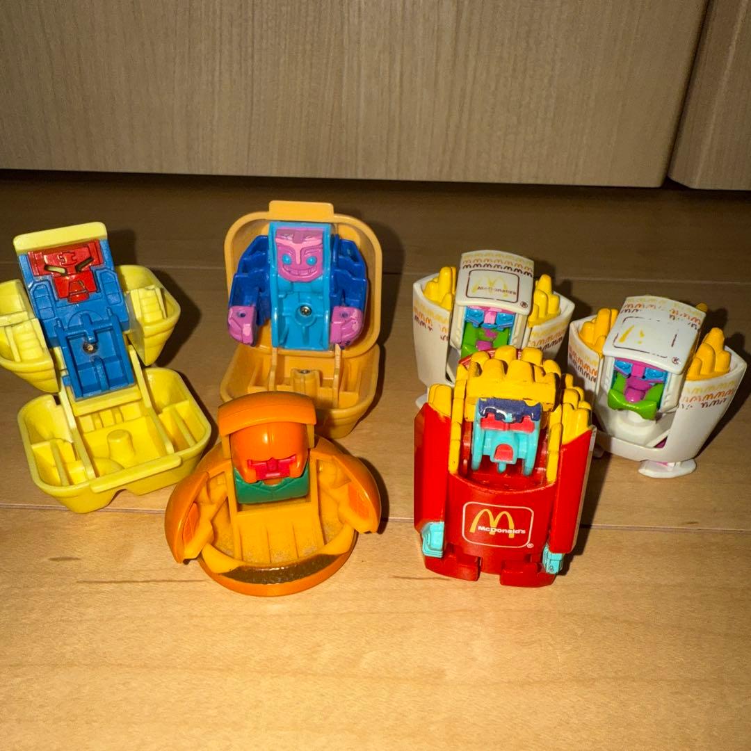 マクドナルド ニュー変身マックロボ 6個セット ロボット - メルカリ