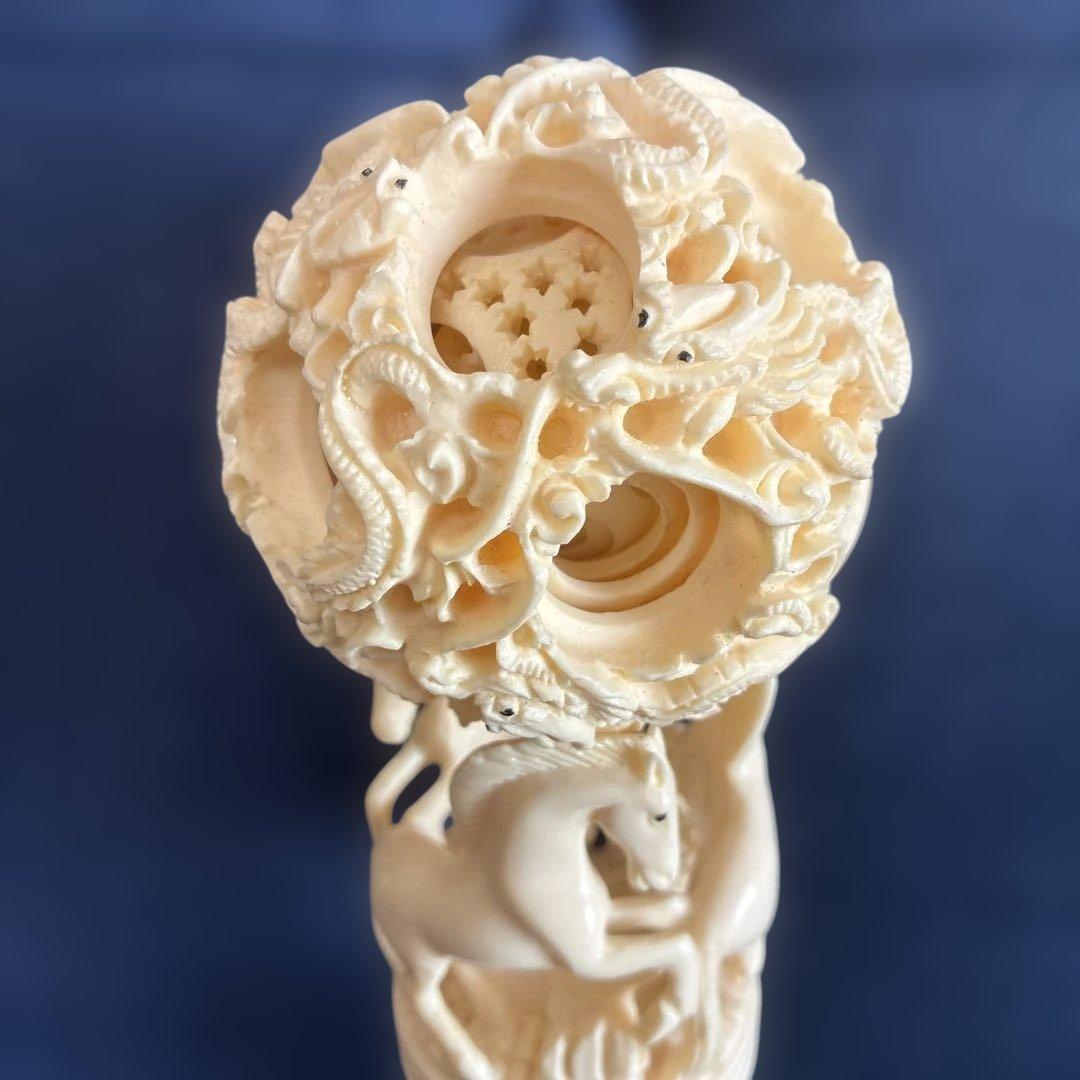 天球多層球、馬の彫刻 大小2球オブジェ 凡そ高さ約27cm球