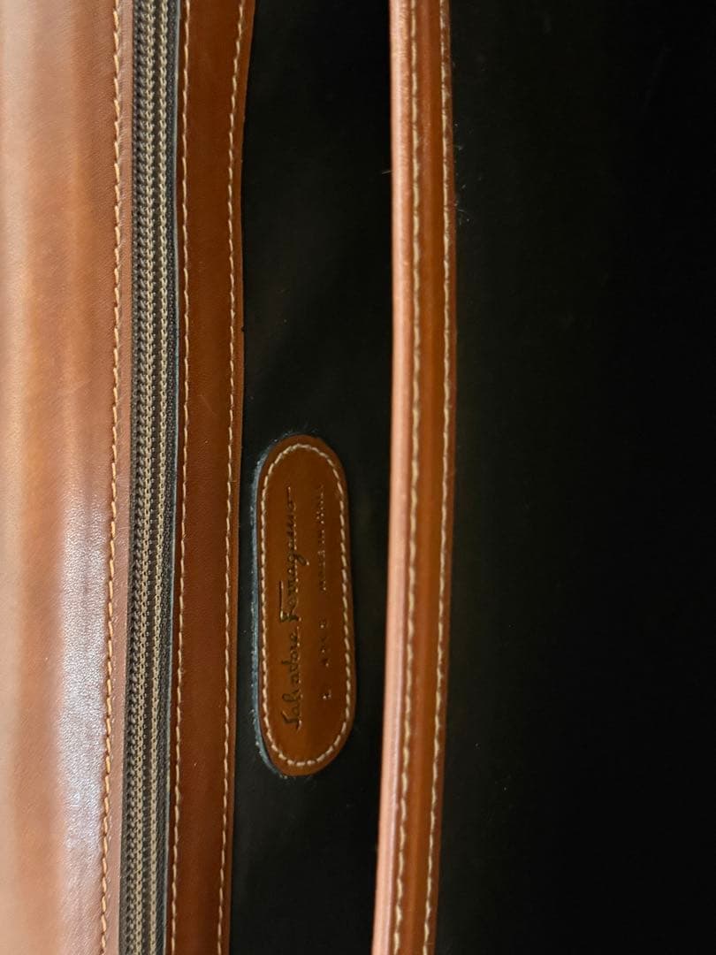 Salvatore Ferragamo フェラガモ　ビジネスバッグ最終値下げ！