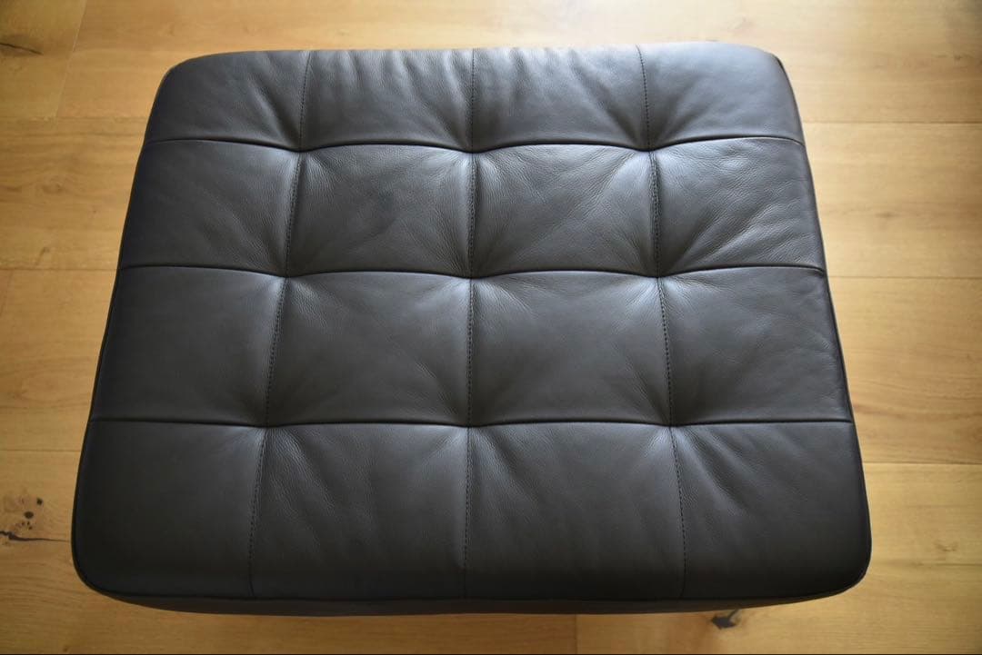 イケア　オットマンマン　LANDSKRONA ランズクローナ