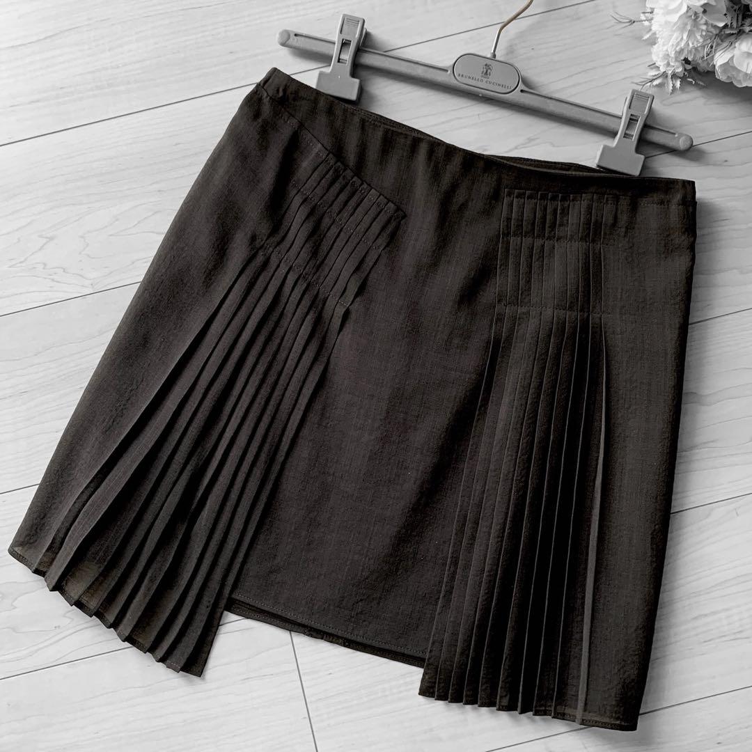 Brunello Cucinelli 薄手ウールのプリーツスカート