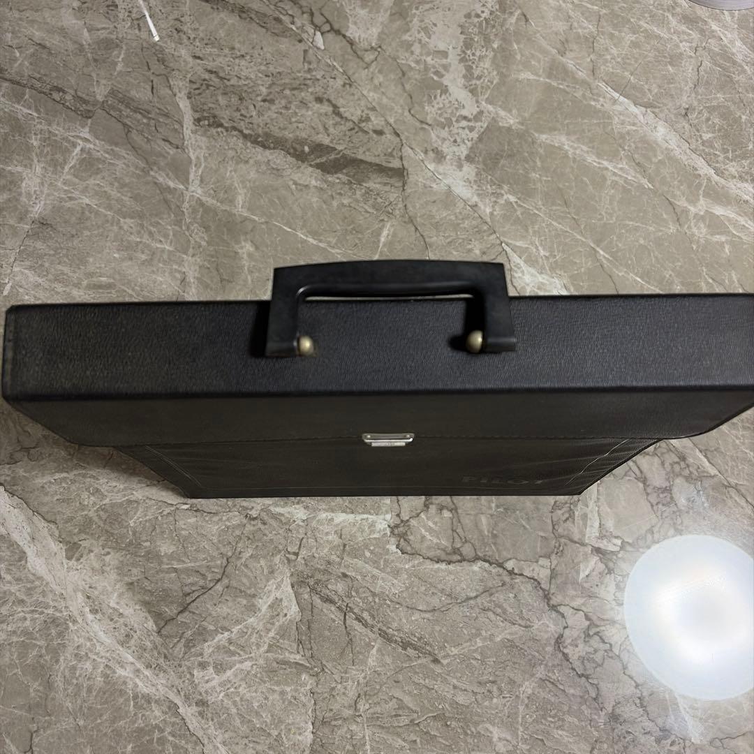 <希少> PILOT 非売品　1960年後期　万年筆　営業ケース　ヴィンテージ 希少> PILOT 非売品1960's 万年筆営業バックヴィンテージ - メルカリ